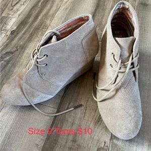 Toms size 9